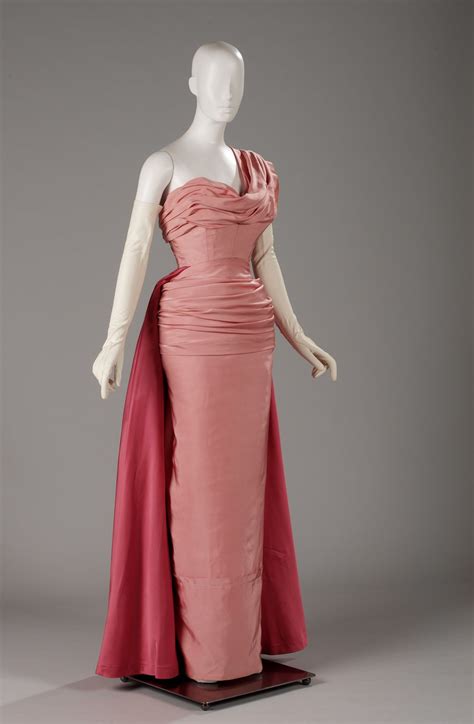 antique pink dior|christian Dior gowns 1940s.